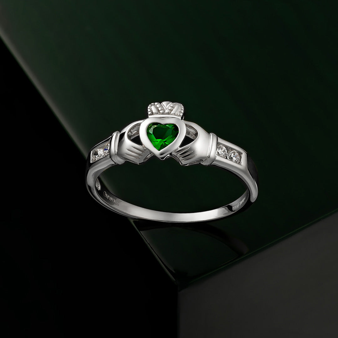 styled image of sterling silver claddagh emerald ring s2594