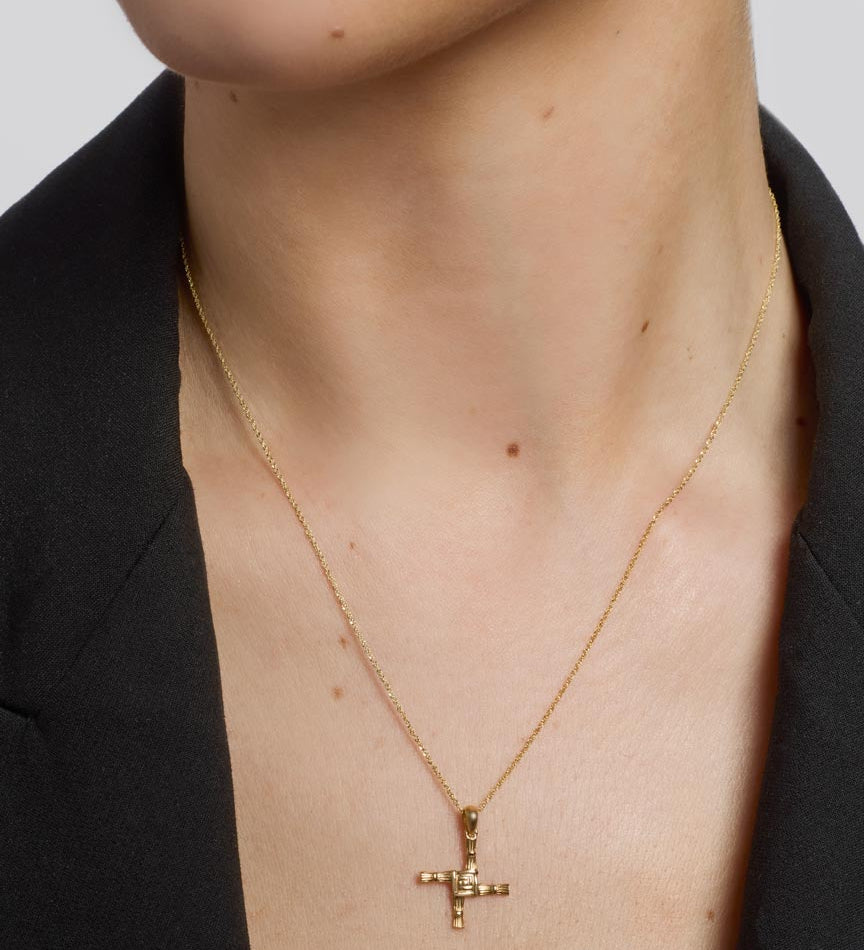yellow gold st brigid's cross pendant s4279 from Solvar on a model